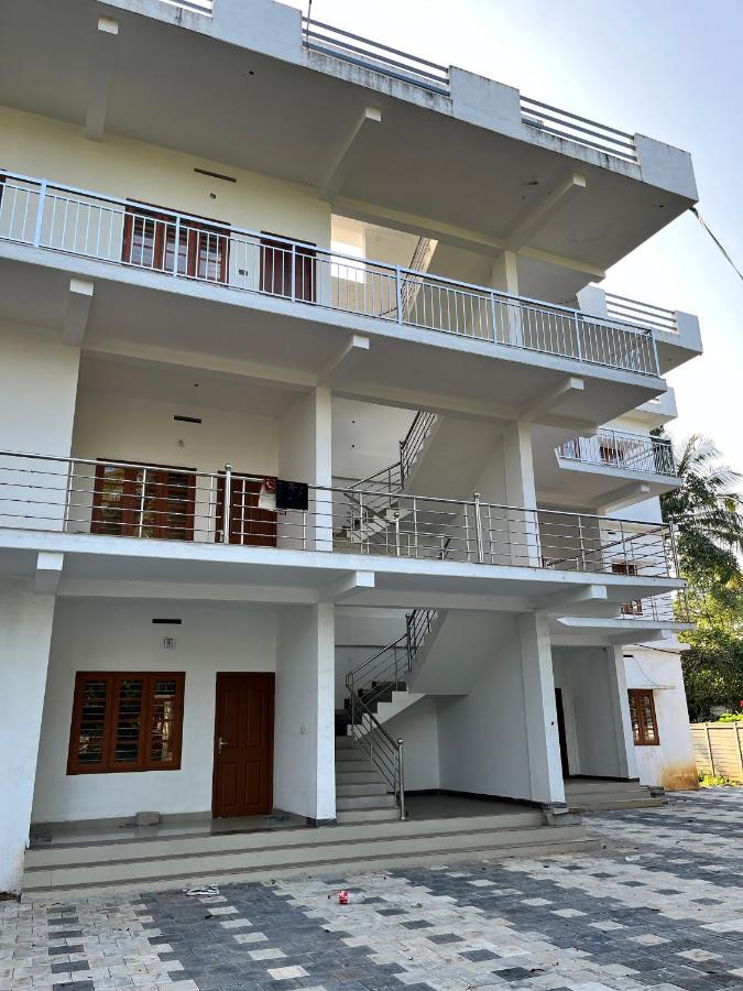 Wayanad Biriyomz Residency, Kalpatta, Low Cost Rooms And Deluxe Apartment Exteriér fotografie